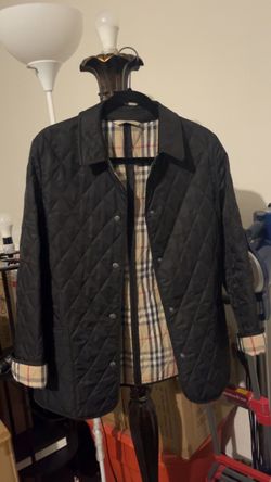 UNISEX BURBERRY SWEATER SIZE M