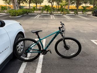 Trek Marlin 5  29””