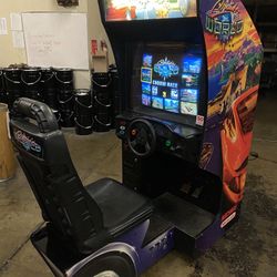 Midway Cruis’n World Arcade Sitdown Driving Video Game Machine 