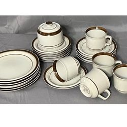Vintage 21pc Brown Monterrey Stoneware MSI Japan Plates Saucers Cups Serves 5