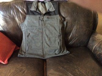 Gray vest 3x