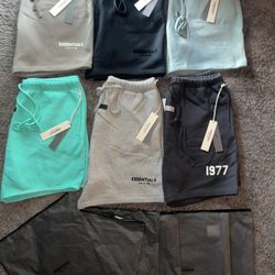 Lots Of Size Xl Essentials Clothing Shorts,hoodies,shirts