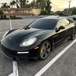 Porsche Panamera E-Hybrid 