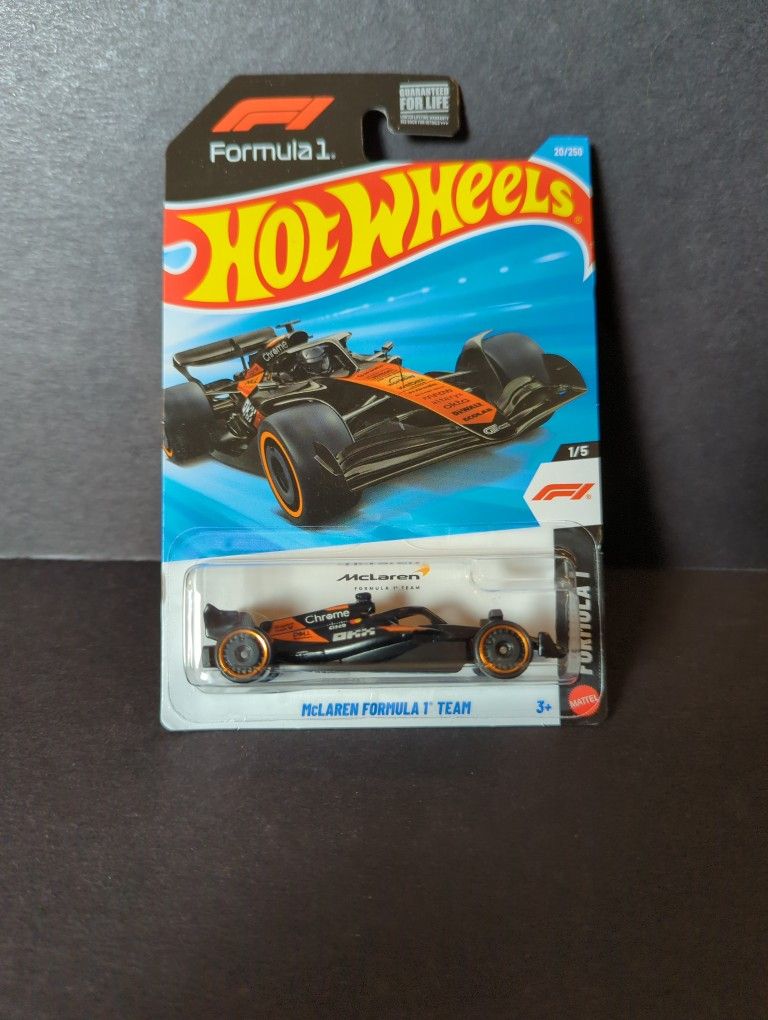 Hot Wheels  McLaren Formula 1 Team 