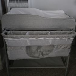 Collapsible Baby Changing Station