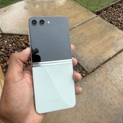Samsung Galaxy Z Flip 5 256GB Mint Green Unlocked