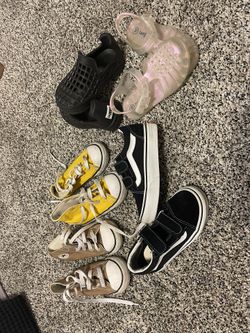 KIDS BUNDLE CLOTHES & SHOES