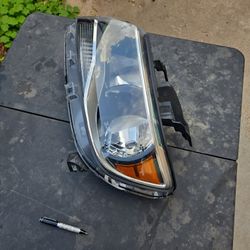 2015-2020 Chevrolet Colorado Left Passenger Side LH Halogen Headlight OEM