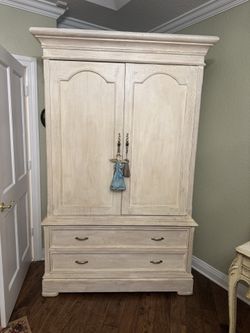 Large Armoire With TV Space And Two Large Drawers / Make Offer