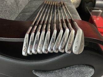 Full right handed Golf Set – Irons, Driver, Putter, Wedge + Callaway Bag – $275 OBO
