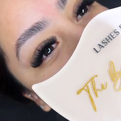 Eyelash Extensions 