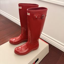Red Hunter Ladies Boots Size 8
