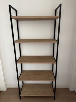 Threshold bookshelf