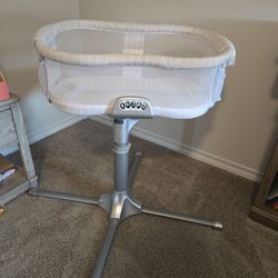 Halo Bassinett Swivel Sleeper