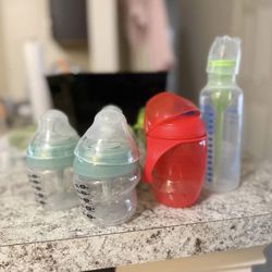 Baby Bottles Bundle – 6 bottles – $5