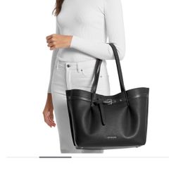 MK Kors  Hand Bags- New Free Delivery Today Only 