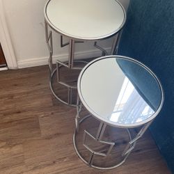 Mirror Table