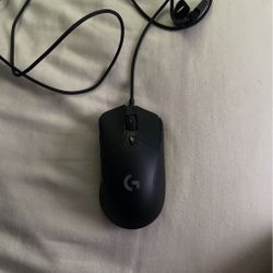 Logitech G403 Hero Gaming Wired Mouse 