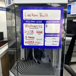 Custom Built Computer With Accessories 