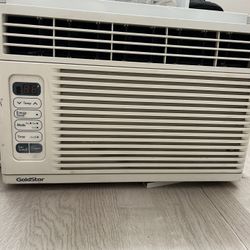 GoldStar AC Window Unit!