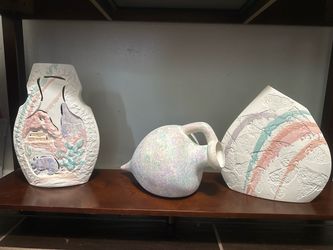 🌸 Set of 3 Decorative Ceramic Vases – $45 OBO