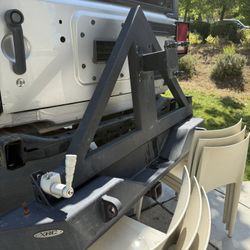 Jeep wrangler parts bumpers and side barrier bars