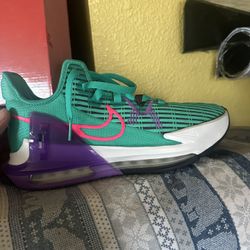 Nike Shoes 7.5 Men’s