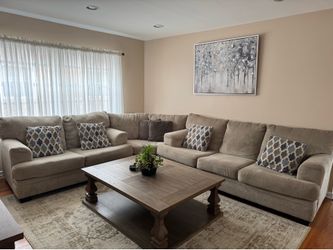 L shape sectional couch