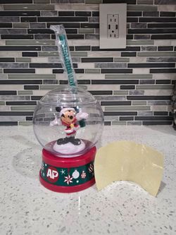 Mickey Cup w/Straw