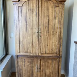 Armoire