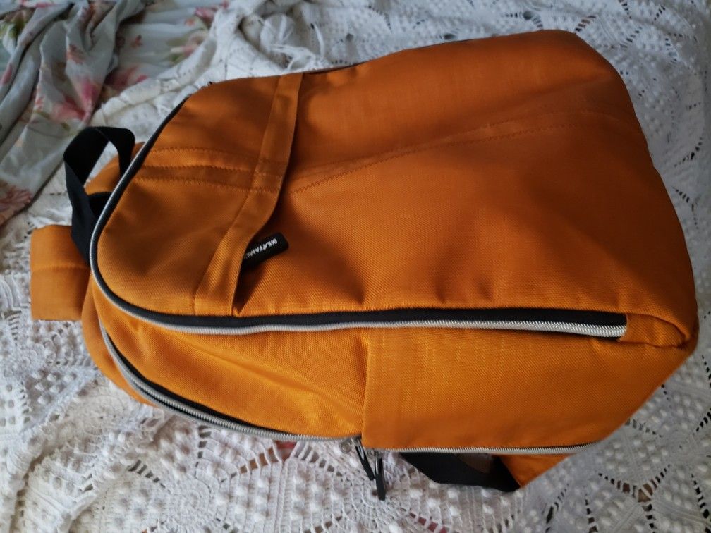 Laptop/travel backpack orange New