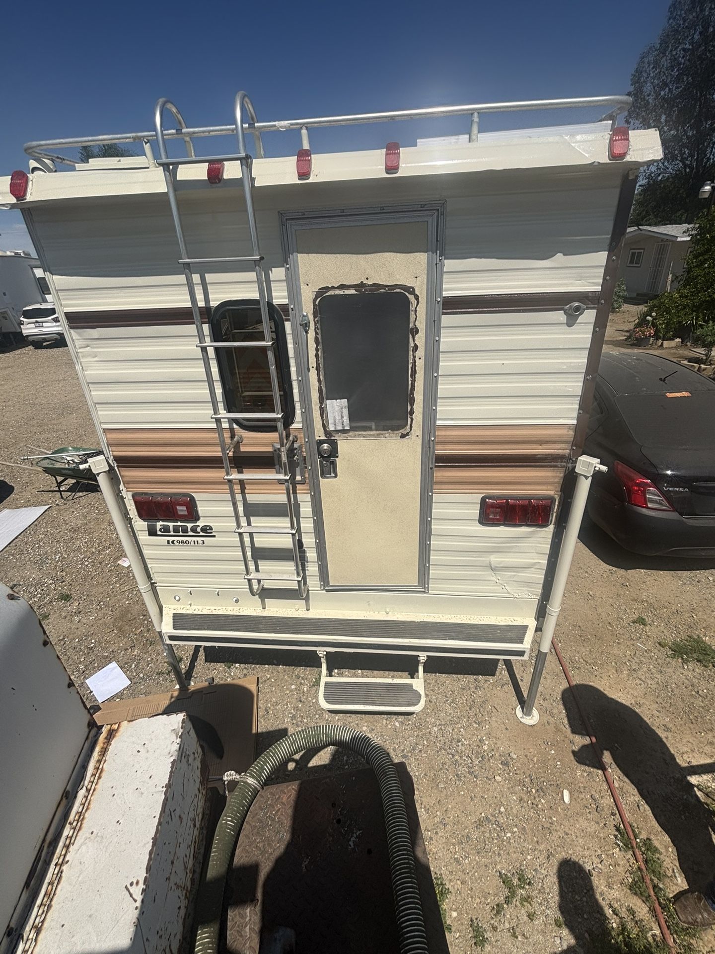 Solar Power Overhead Kamper