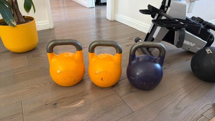 Competition Kettlebells — 20kg + Two 16kg (Steel, Uniform Size)