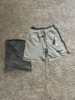 Fear of god essential dark oak shorts
