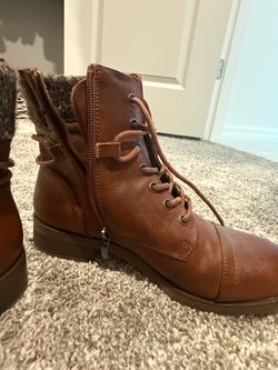 Women’s boots