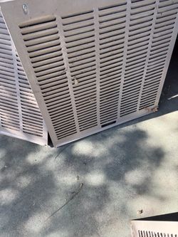 Swamp cooler doors puerta