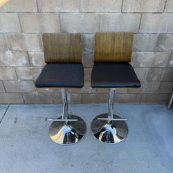 Set Of 2 Koko Bar Stool by Lumisource