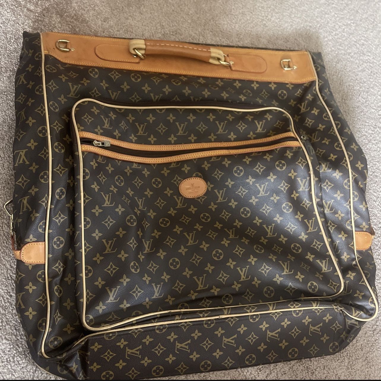 Louis Vuitton Luggage Garment Bag