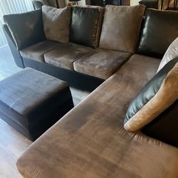 4 Seat L Shaped Sectional & Ottoman 