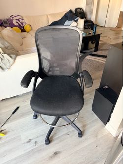 Desk chair