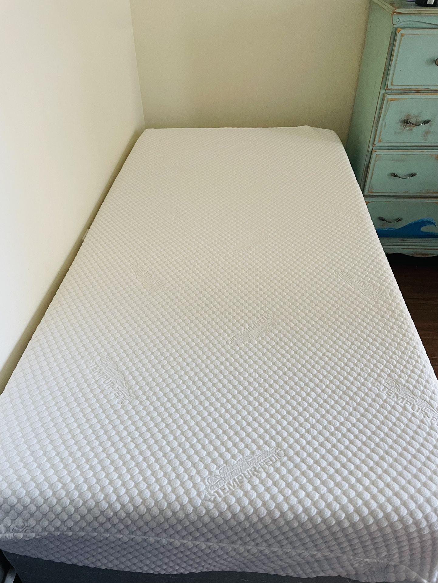Twin Tempur-pedic Mattresses For Sale