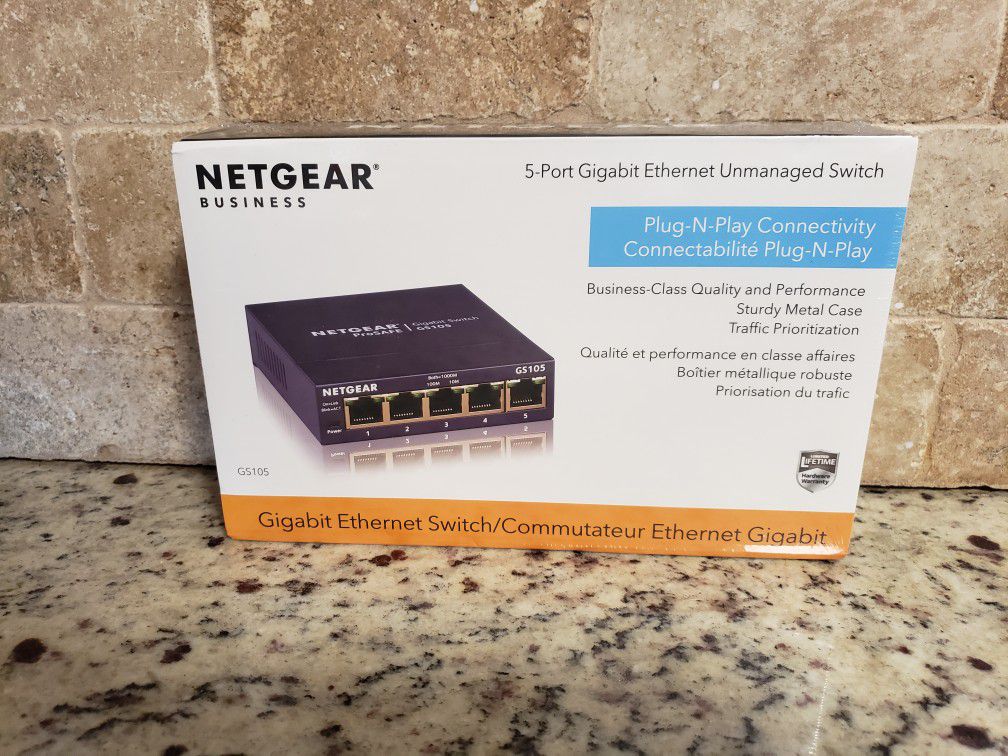Netgear 5-Port Gigabit Ethernet Unmanaged Switch GS105NA - The
