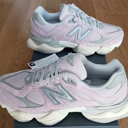 NEW BALANCE 9060 DECEMBER SKY Size M10/W11.5 U9060HSP VIOLET/PINK/GREY