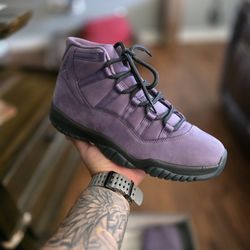 Jordan 11 'Mojave'