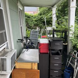 Free items emptying a house 