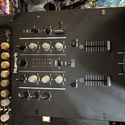 Numark M2 Scratch Mixer 2-channel DJ Mixer