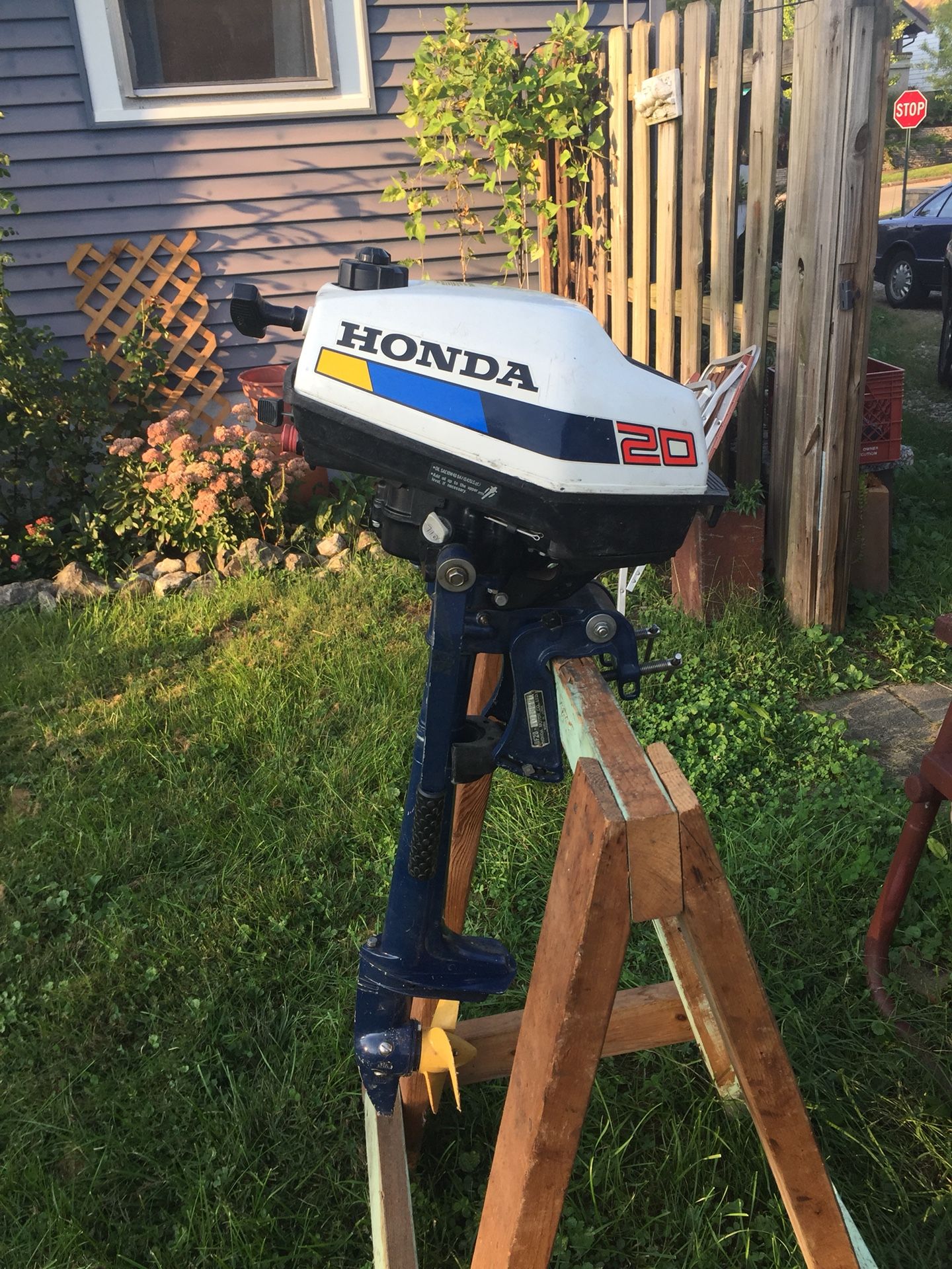 HONDA BF20 2HP OUTBOARD MOTOR 4 STROKE ELECTRONIC IGNITION 24" SHAFT GREAT COND!