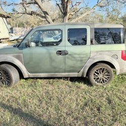 2004 Honda Elements