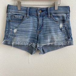 ABERCROMBIE & FITCH Light Wash Denim Distressed Mid Rise Cuffed Summer Shorts