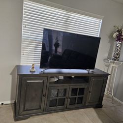 Tv stand